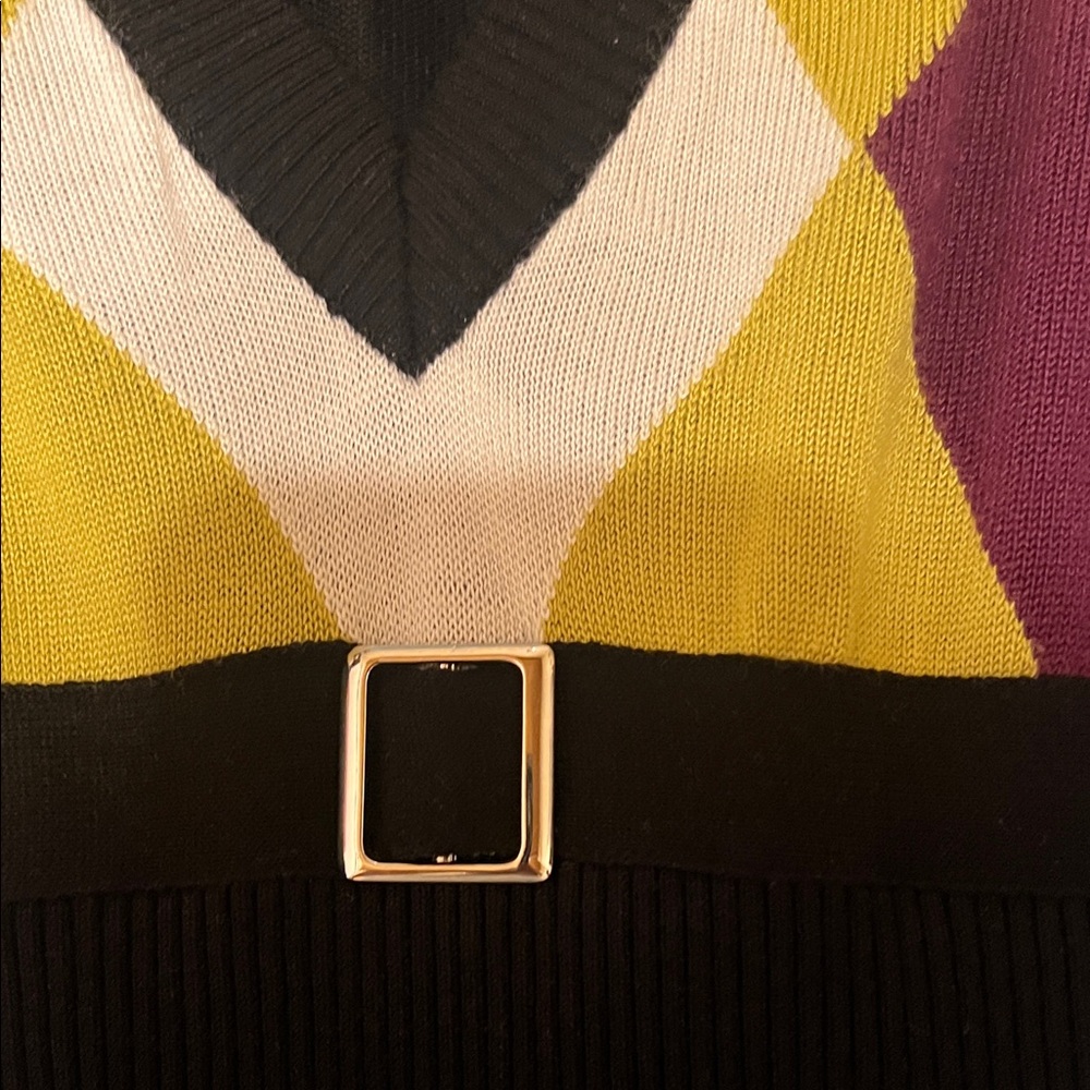 XOXO Black and Yellow V-Neck Tank Top - Picture 4 of 7